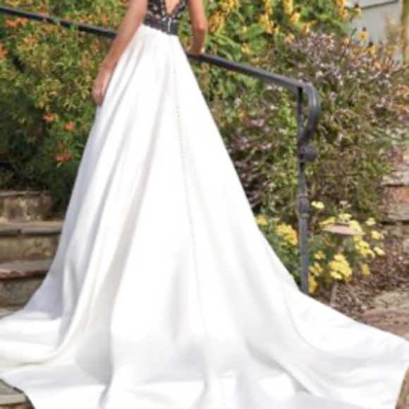 Jasmine Couture Bridal Gown - Picture 3 of 5